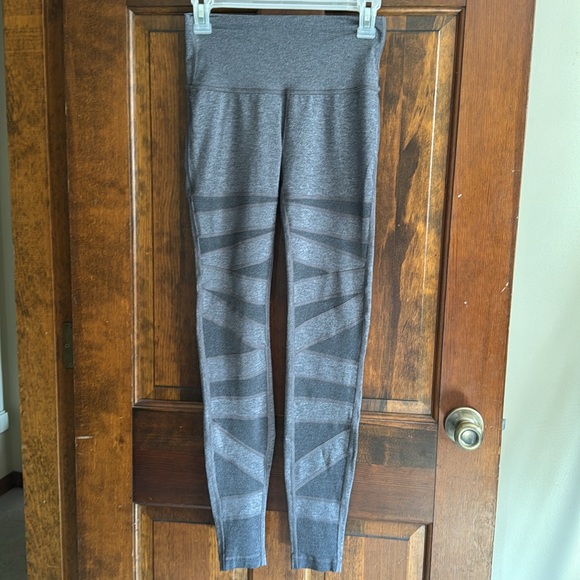 lululemon athletica Pants - Lululemon High Rise Wunder Under Tech Mesh Bandage Stripe Tights Grey Leggings 6
